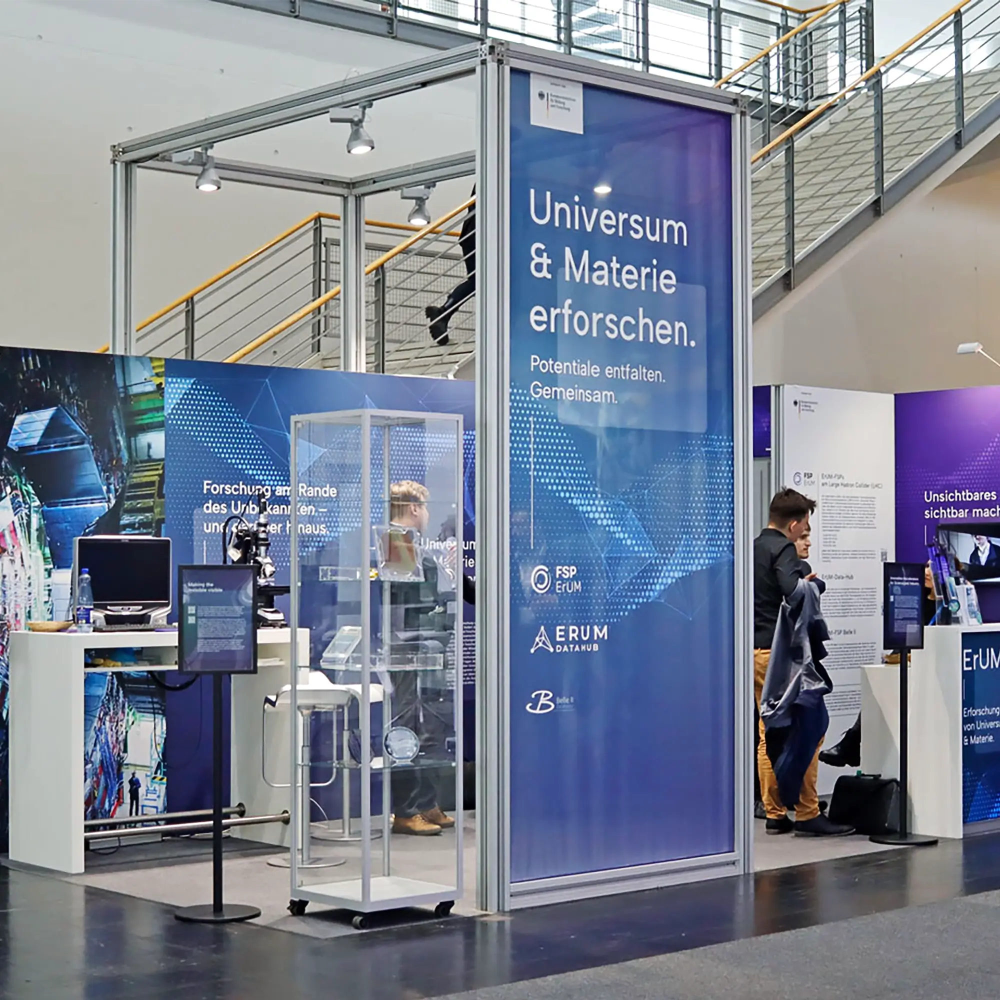 A fair stand for the academic Institute ERUM Data-Hub.